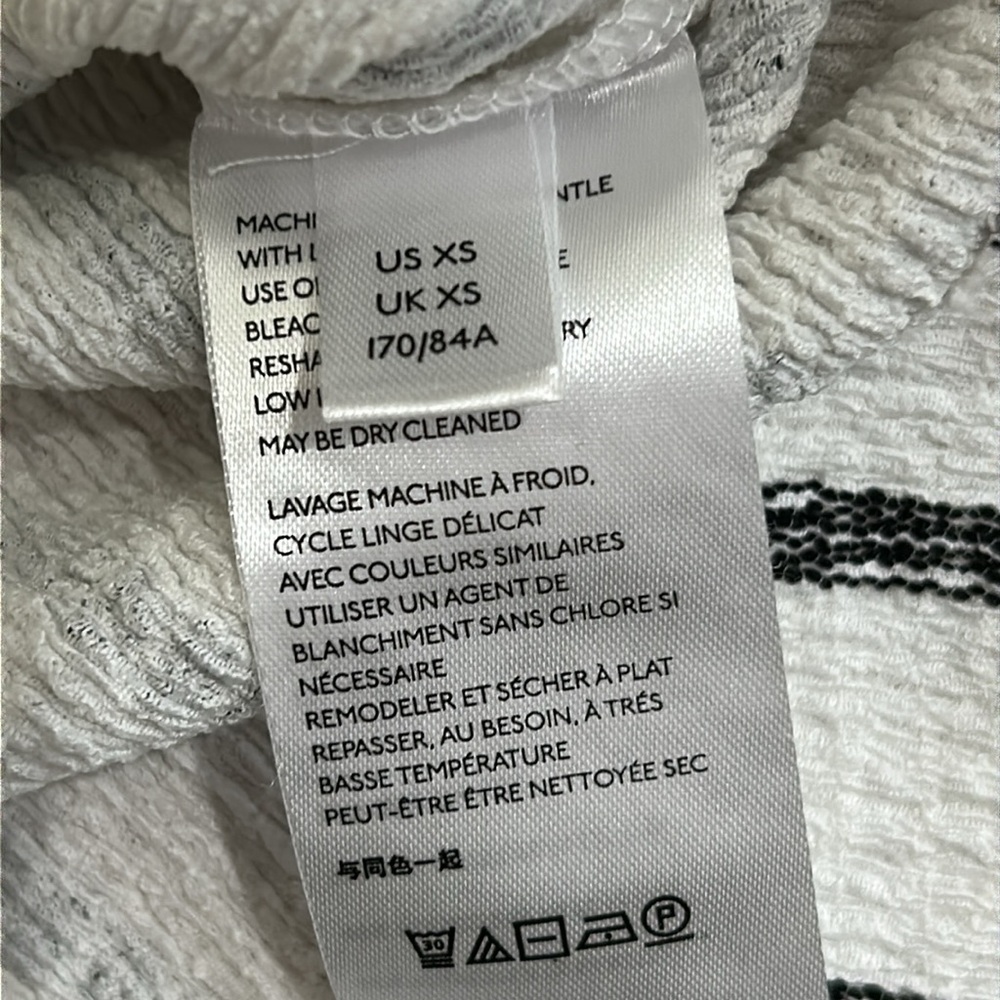 Anthropologie Top - Picture 6 of 7